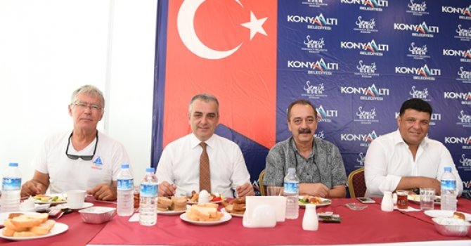 Başkan Esen, DADD üyeleriyle bir araya geldi..