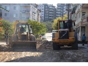 Hatay’da asfalt ve yol bakım çalışması