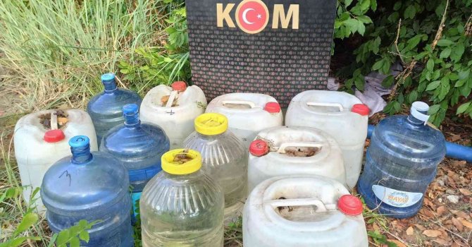 Hatay’da 1 ton 672 kilogram kaçak içki ele geçirildi