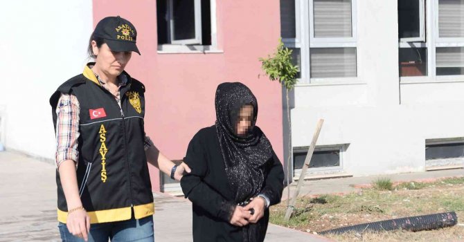 Ölü bulunan bebeğin annesi tutuklandı