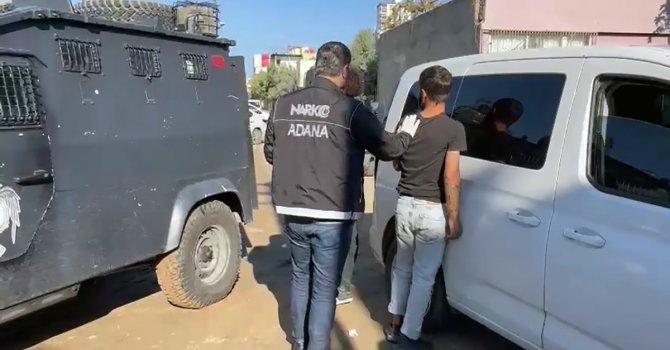 Cono’lara gündüz vakti uyuşturucu baskını