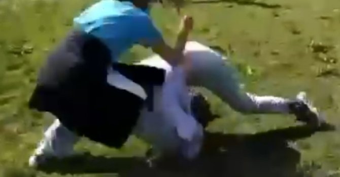 Antalya’da kız öğrenciler yine saç saça baş başa kavga etti