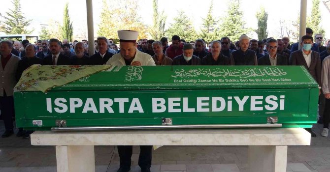 Trafik kazasında hayatını kaybeden üniversiteli genç kız toprağa verildi