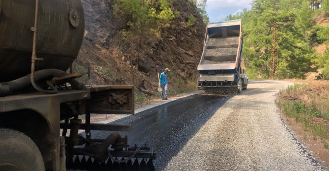 Büyükşehir Belediyesi Alanya kırsalında çalışıyor