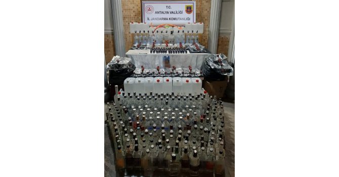 Antalya’da yılbaşı öncesi kaçak içki operasyonu