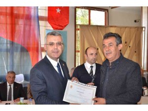 Muhtarlar başarı belgelerini aldı