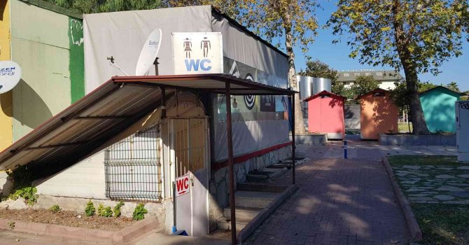 Rus turistin tuvalet ücretini ödememek için dövdüğü işletmeci öldü