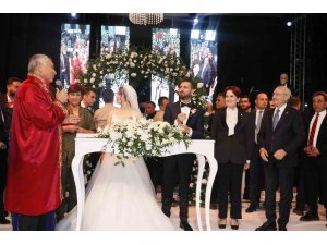 Kemal Kılıçdaroğlu ve Meral Akşener nikah şahidi oldu