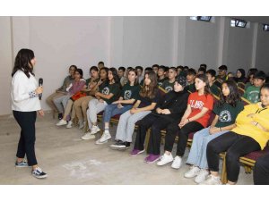 Mersin’de okullara rehberlik desteği