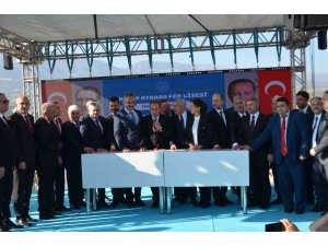 Bakan Özer: "Eğitimin önündeki antidemokratik uygulamaların tamamı kaldırıldı"