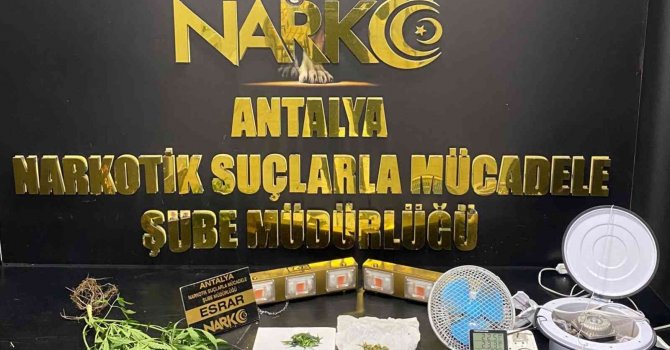 Antalya emniyetinden sokak satıcılarına operasyon