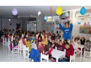Çocuklara eğitici ve öğretici etkinlik