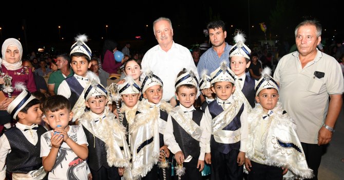 Aksu Belediyesi’nden muhteşem şölen