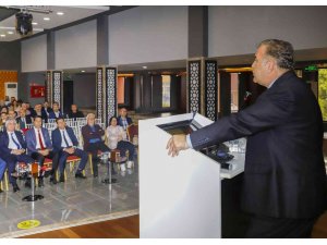 Koca: "Önceliğimiz evlatlarımızın en nitelikli şekilde eğitim almalarını sağlamak"