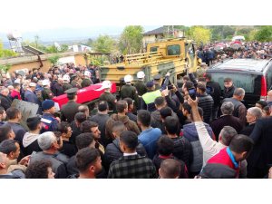 Pençe-Yıldırım şehidi Sinan İnak, son yolculuğuna uğurlandı