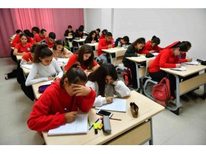 Mersin’de kurs merkezleri çoğalıyor