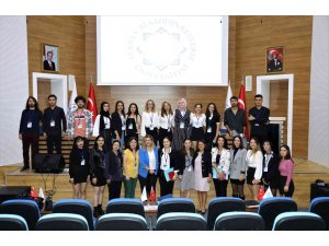 ALKÜ’de çocuk hakları konuşuldu