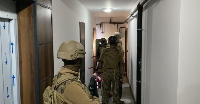 "Girdap Operasyonu"nda gözaltına alınan 52 kişiden 8’i tutuklandı