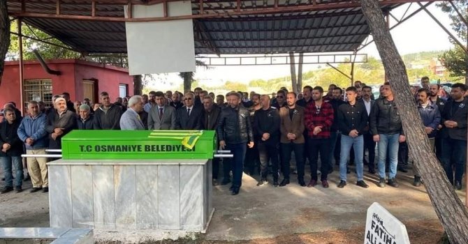 Kazada ölen Osmaniyespor taraftarı toprağa verildi