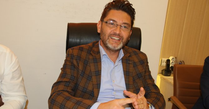 "Böcek, Korkuteli'ni geliştiremeyecek"