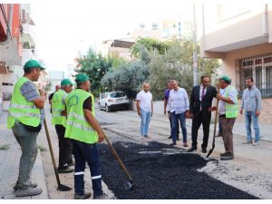 Toroslar’da hasar gören sokaklar yenileniyor