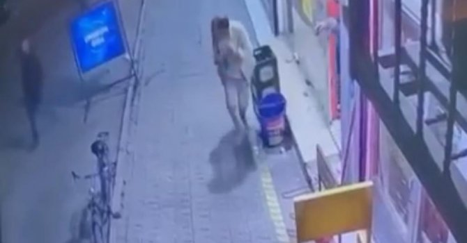 Otomobille gelip iş yerine ateş ettiler