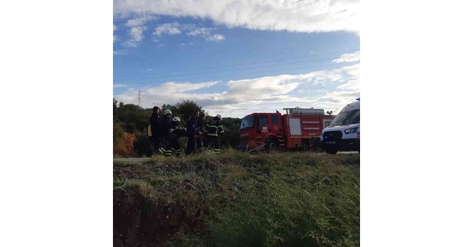 Otomobil şarampole yuvarlandı, sürücü yaralandı