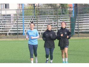 Adana Demirspor Kadın Futbol Kulübü’nde Antalyaspor maçı hazırlıkları