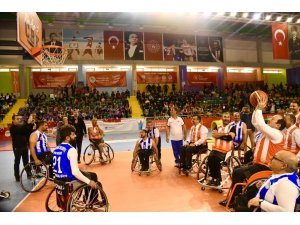 Vali Pehlivan: "Engelli kardeşlerimizin her zaman yanındayız"