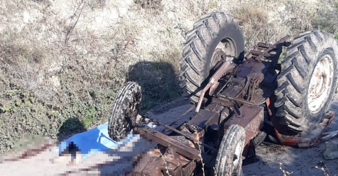 Altınözü’nde traktör devrildi: 1 ölü