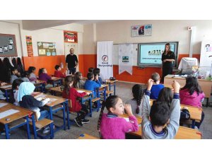 Antalya’da enerji okuryazarlığı eğitimleri başladı: Hedef 5 bin öğrenciye ulaşmak