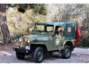 Kırmızı ışıkta durunca herkes satılık olup olmadığını soruyor