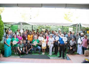 Dünya Arıcılık Kongresi katılımcıları Anadolu Arı ürünlerini incelendi