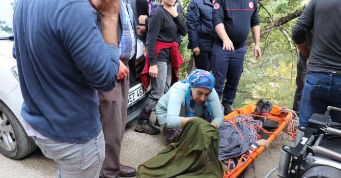Antalya’da anne-kız okul dönüşü ölümden döndü