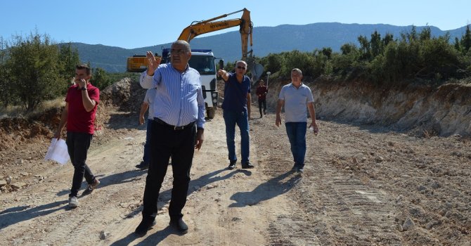 Büyükşehir'den Naldöken grup yoluna bakım