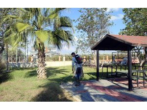 Akdeniz’de yeşil alan ve spor tesisleri bakımdan geçiyor