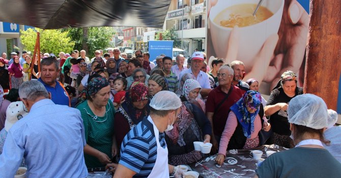 Büyükşehir’in aşure programı sona erdi