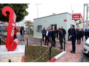 Gültak: "Gelecek nesiller ’Bayrak Dede’yi unutmayacak"