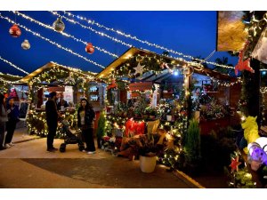 Mersin’de yeni yıl coşkusu erken başladı