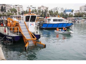 Mersin’de denizden 1 yılda 289 metreküp atık toplandı