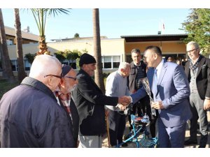Başkan Yılmaz, huzurevi sakinlerinin yeni yılını kutladı
