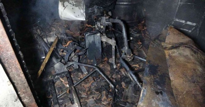 Manavgat’ta depo yangını korku dolu anlar yaşattı