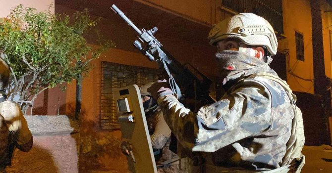 Mersin’de asayiş operasyonu: 25 gözaltı kararı