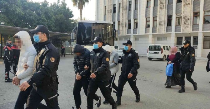 Mersin’de çeşitli suçlara karışan 25 kişi adliyeye sevk edildi