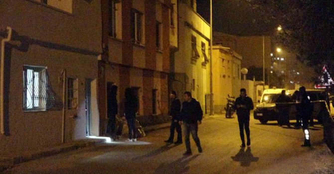 Öğrenciler evlerinin bahçesinde el bombası buldu, polis alarma geçti