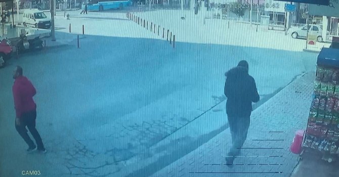 Özel halk otobüsünün çarptığı yaşlı adam ağır yaralandı