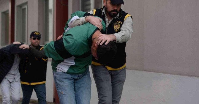 Liseli genci çocuk parkında öldüren 7 şüpheli tutuklandı