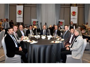 Mersin’de gazeteciler 10 Ocak balosunda bir araya geldi