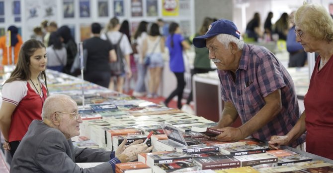 Kitap Fuarını 4 günde 163 bin kişi ziyaret etti