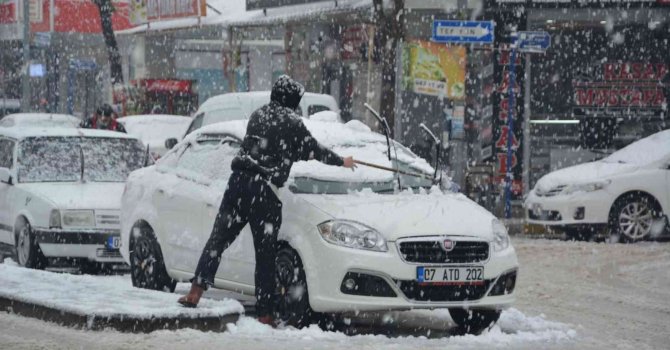 Antalya’nın Korkuteli ilçesi beyaz gelinliğini giydi
